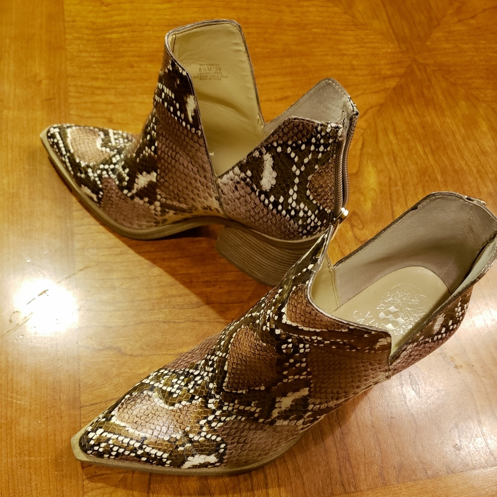 Ankle boots